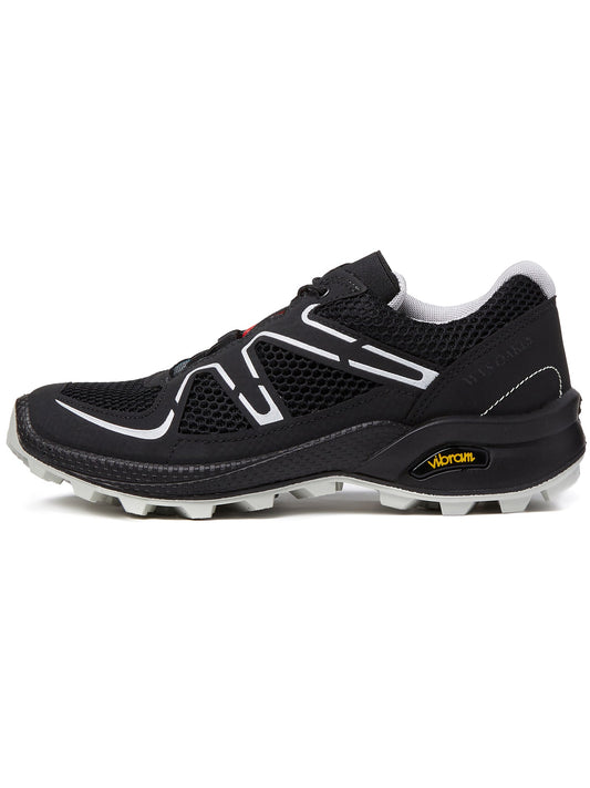 WVSport Oakes Cross Running Trainers in Black Edition