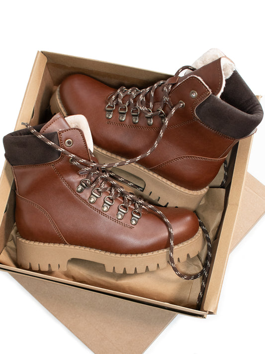 Insulated Dock Boots Mk2 in Chestnut