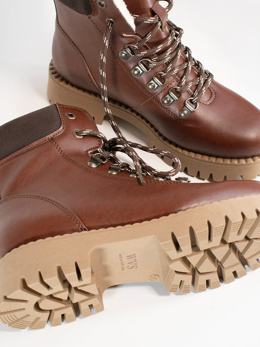 Insulated Dock Boots Mk2 in Chestnut