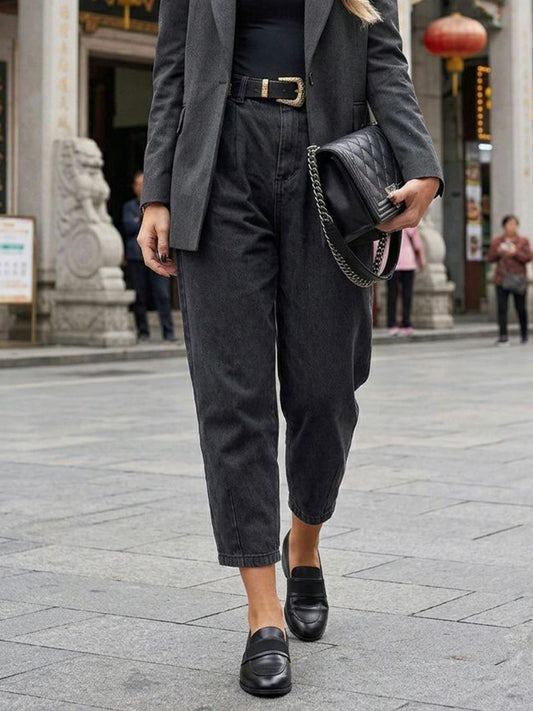 Ribbon Loafers in Black