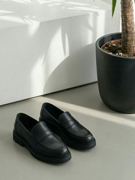 Chunky Sole Loafers in Black