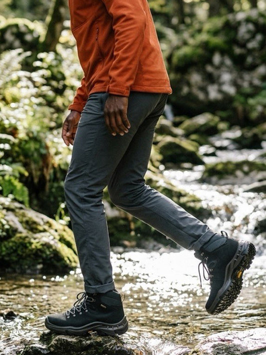 WVSport Insulated Waterproof Hiking Boots in Black