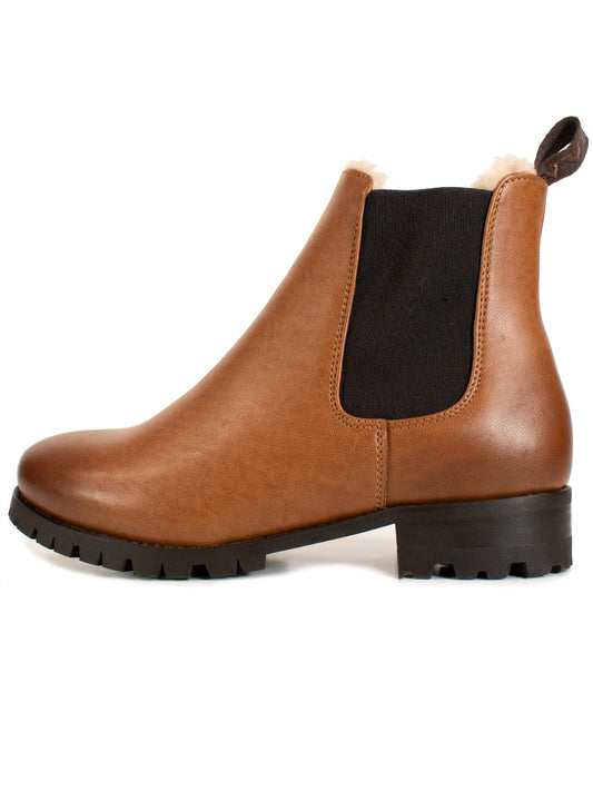 Luxe Insulated Deep Tread Chelsea Boots in Black