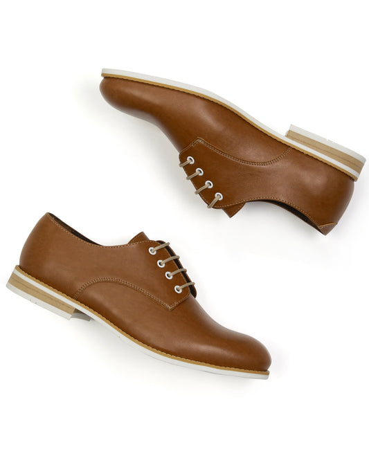Casual Derbys in Tan
