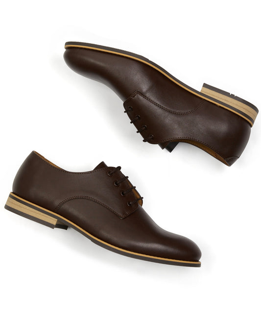 Casual Derbys in Tan