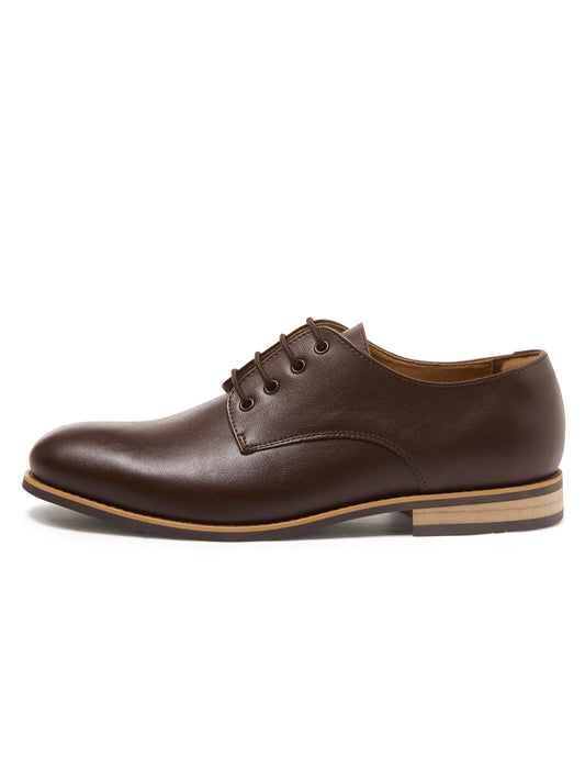 Casual Derbys in Tan