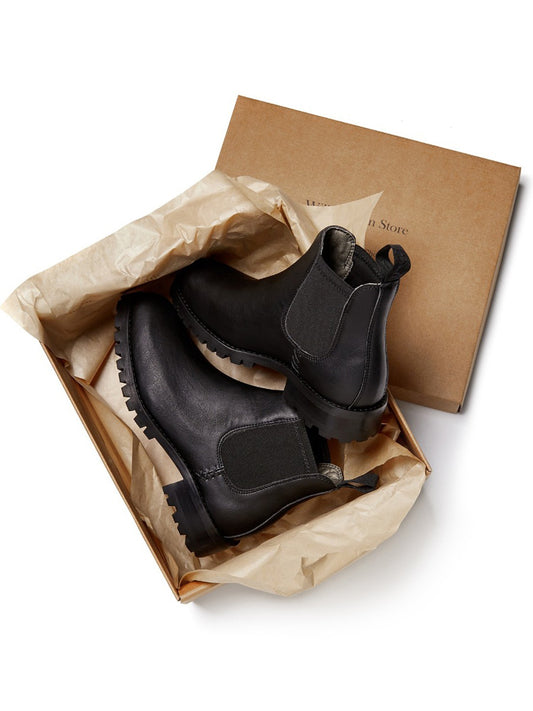 Insulated Waterproof Chelsea Boots in Black