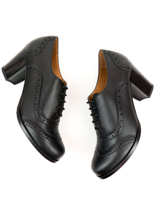 City Brogues in Black