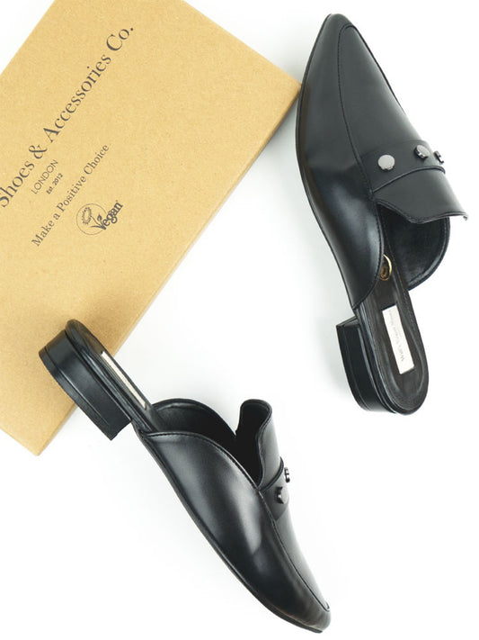 Open Heel Slippers in Black, heel detail