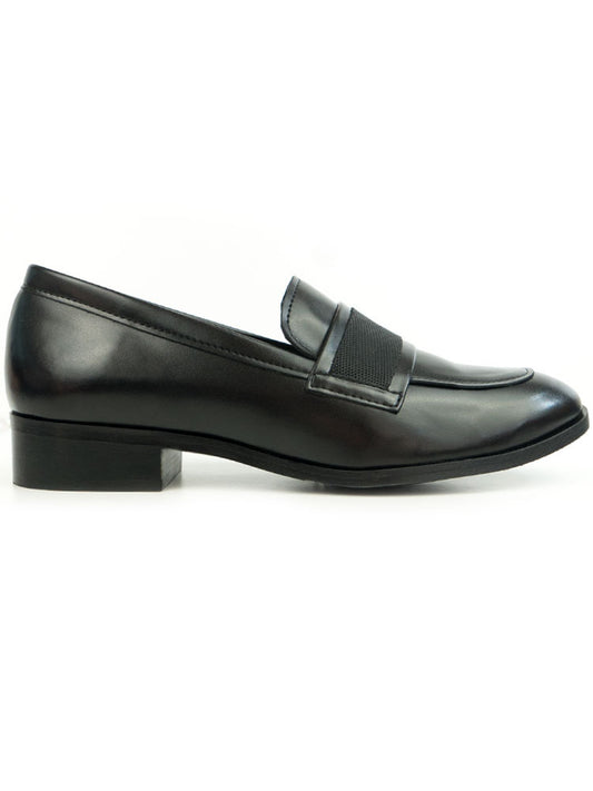 Ribbon Loafers in Black