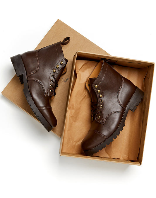 Work Boots in Chestnut