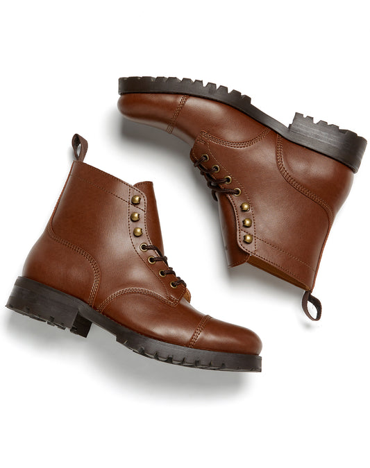 Work Boots in Chestnut