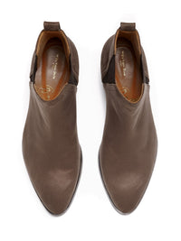 Point Toe Chelsea Boots, toe detail