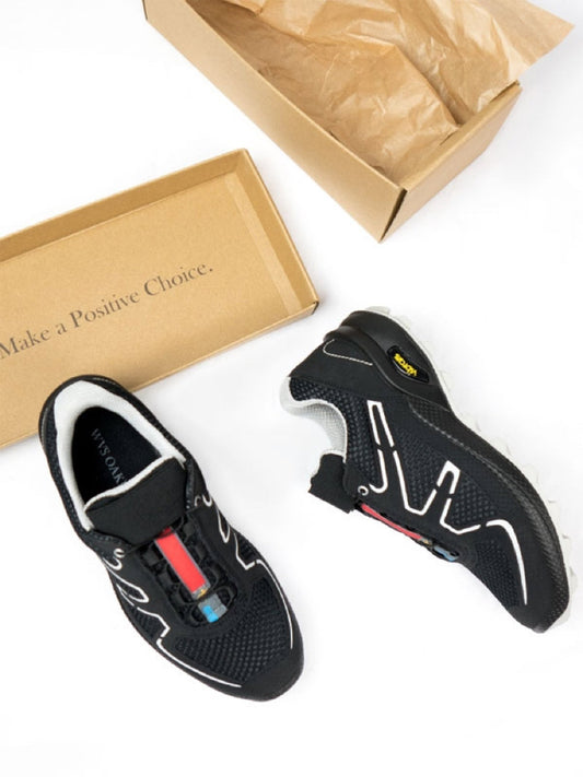 WVSport Oakes Cross Running Trainers in Black Edition
