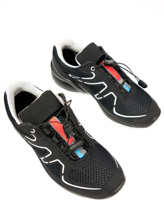WVSport Oakes Cross Running Trainers in Black Edition