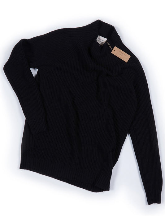 Recycled Slouch Turtleneck in Black Knit