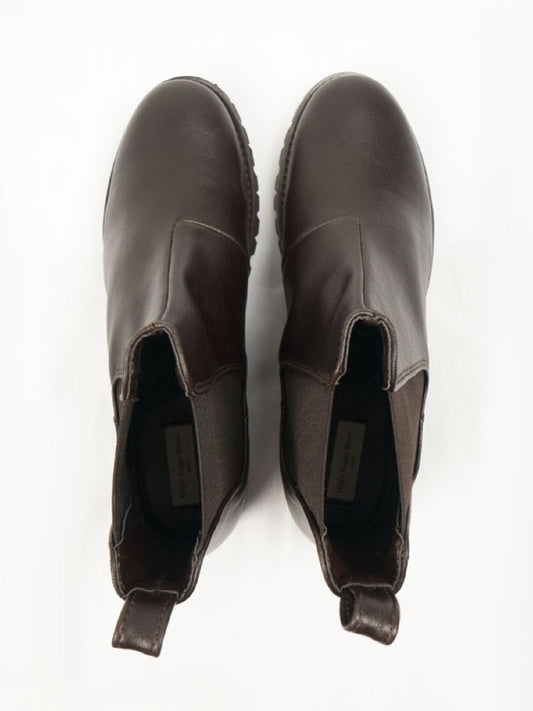 Deep Tread Chelsea Boots in Black