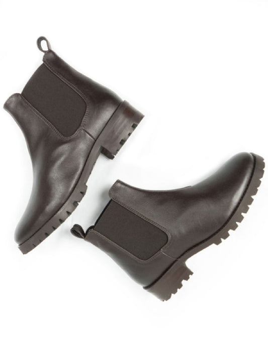 Deep Tread Chelsea Boots in Black