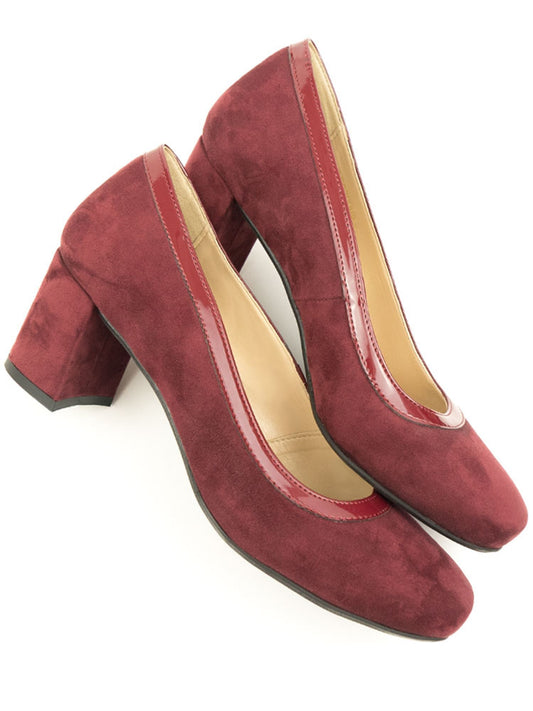 Block Heels in Wine Vegan Suede, heel detail