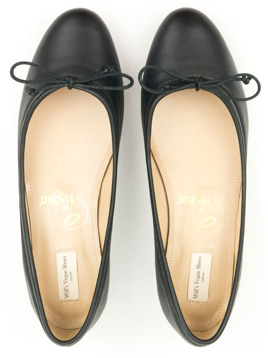 Ballerina Flats in Sand