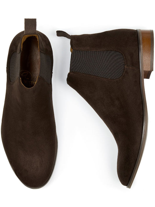 Chelsea Boots in Black