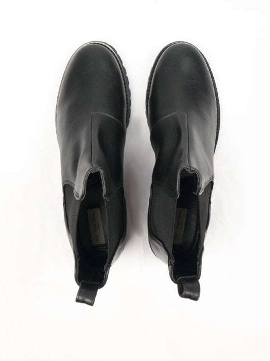 Deep Tread Chelsea Boots in Black