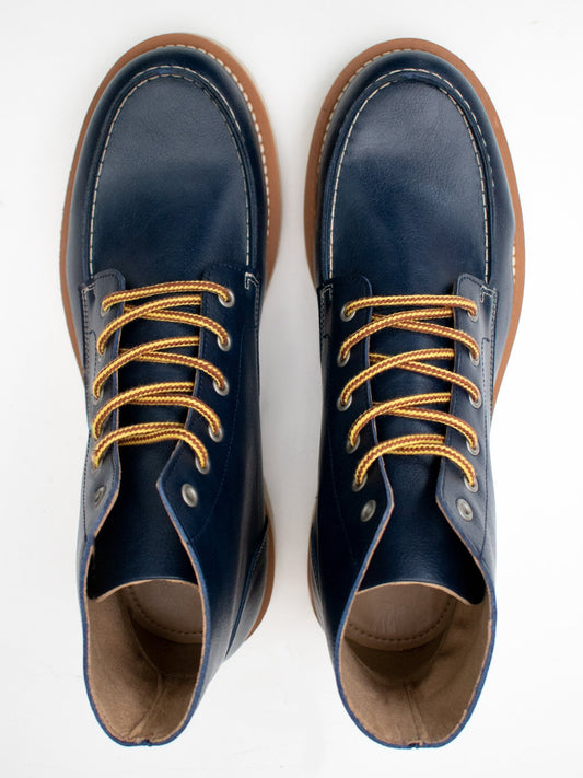 Low Rig Boots in Navy Blue