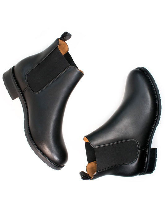 Luxe Smart Chelsea Boots in Black