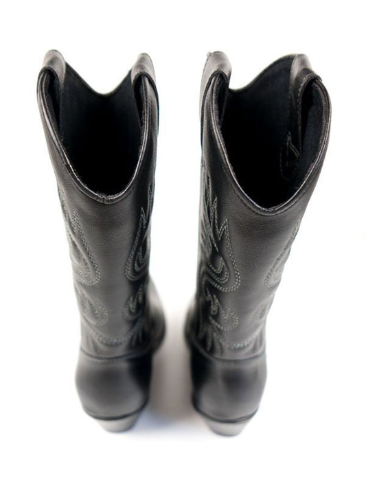 Western Boots in Chestnut